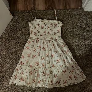 Pretty summer dress size small